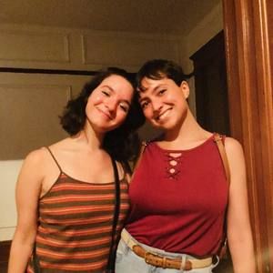 Meet your Posher, Deena